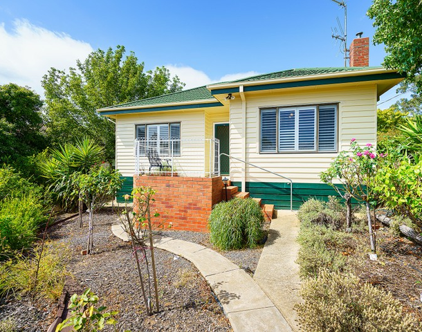 14 Lawrence Street, Castlemaine VIC 3450