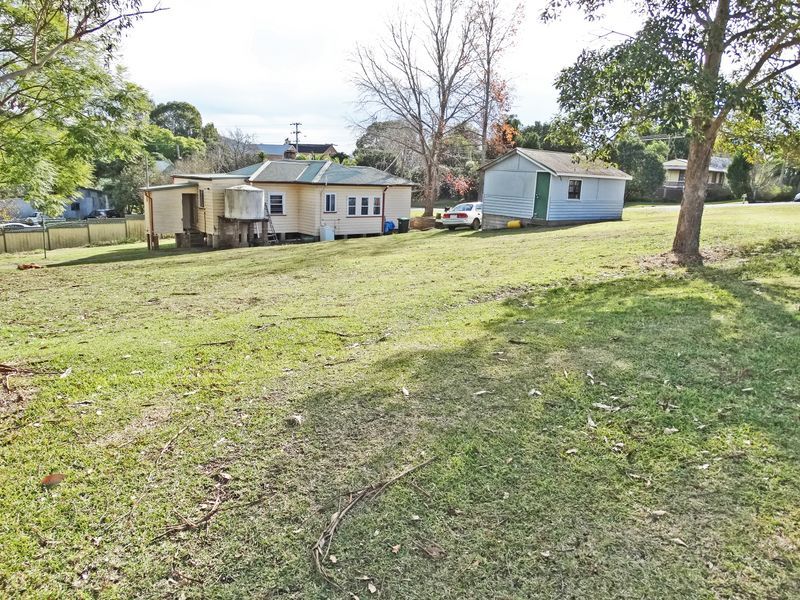 12a Broadway Street, Stroud NSW 2425, Image 2