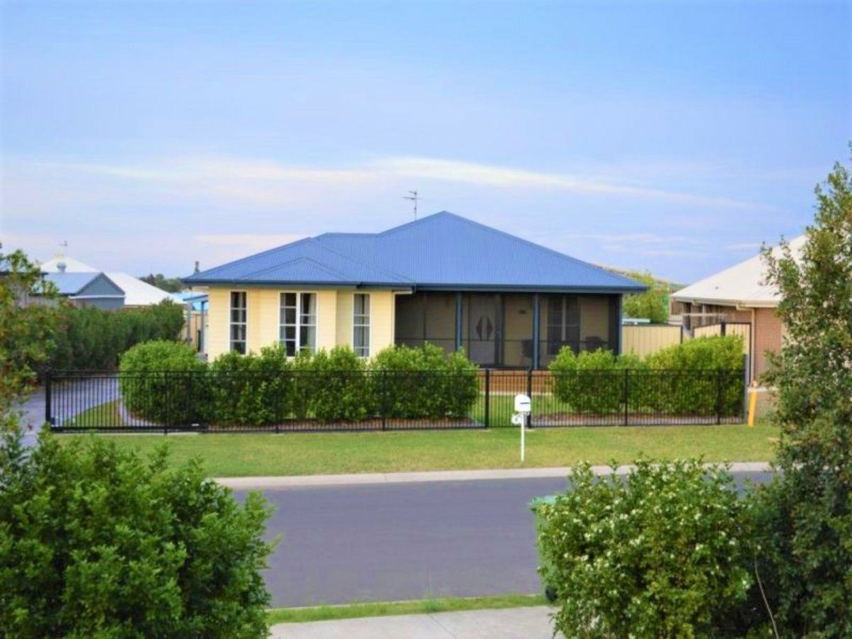 9 Lockyer Crescent, Roma QLD 4455, Image 1