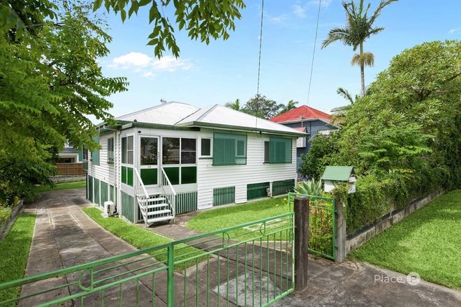 58 Lloyd Street Camp Hill 4152 - Image 4