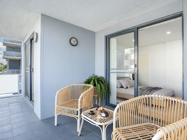 Modern 2 Bed Big Balcony Apartment in Prime Location, Carlingford