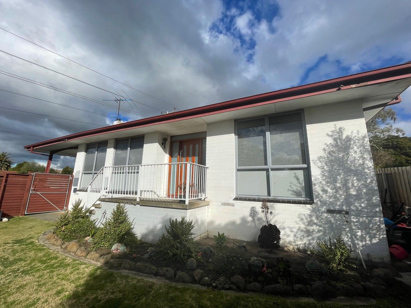 4 bedrooms House in 1/9 Maidie Street HIGHTON VIC, 3216