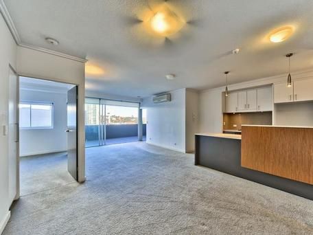 2 bedrooms Apartment / Unit / Flat in 96/43 HERCULES HAMILTON QLD, 4007