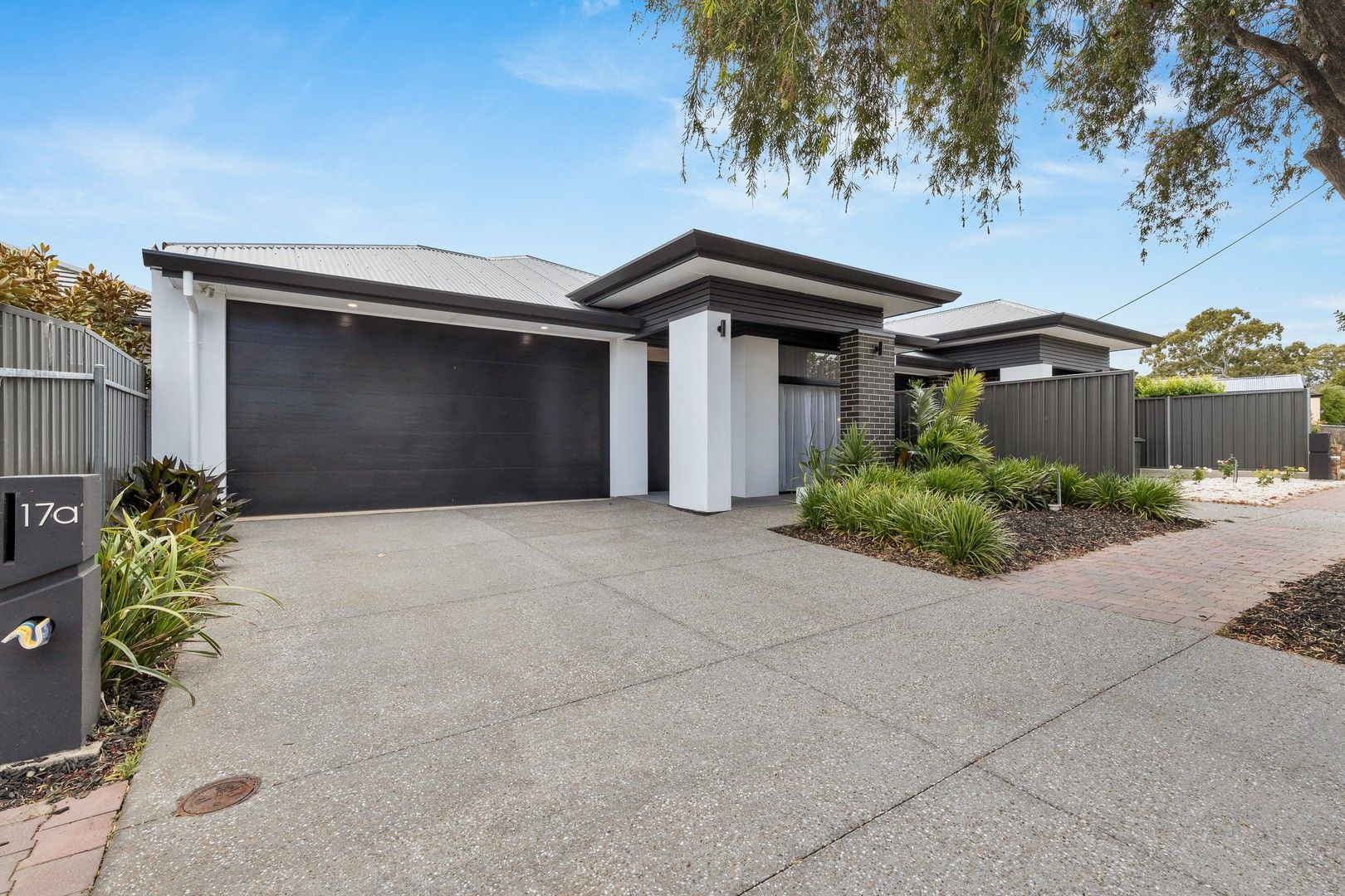 17a Markwick Crescent, Campbelltown SA 5074, Image 0