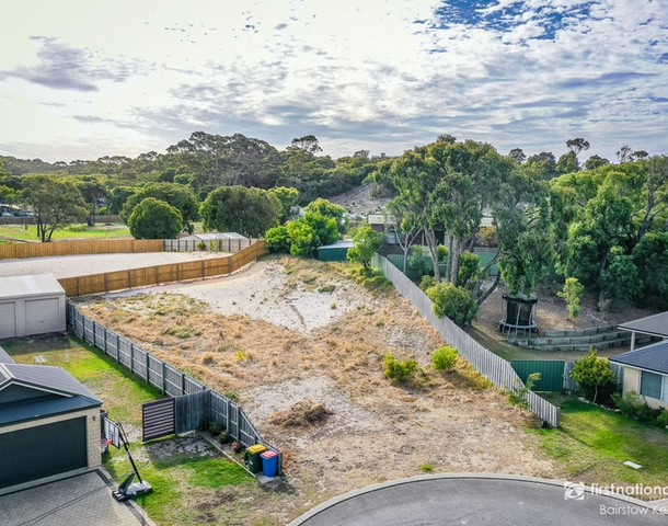 3 Finch Court, Little Grove WA 6330