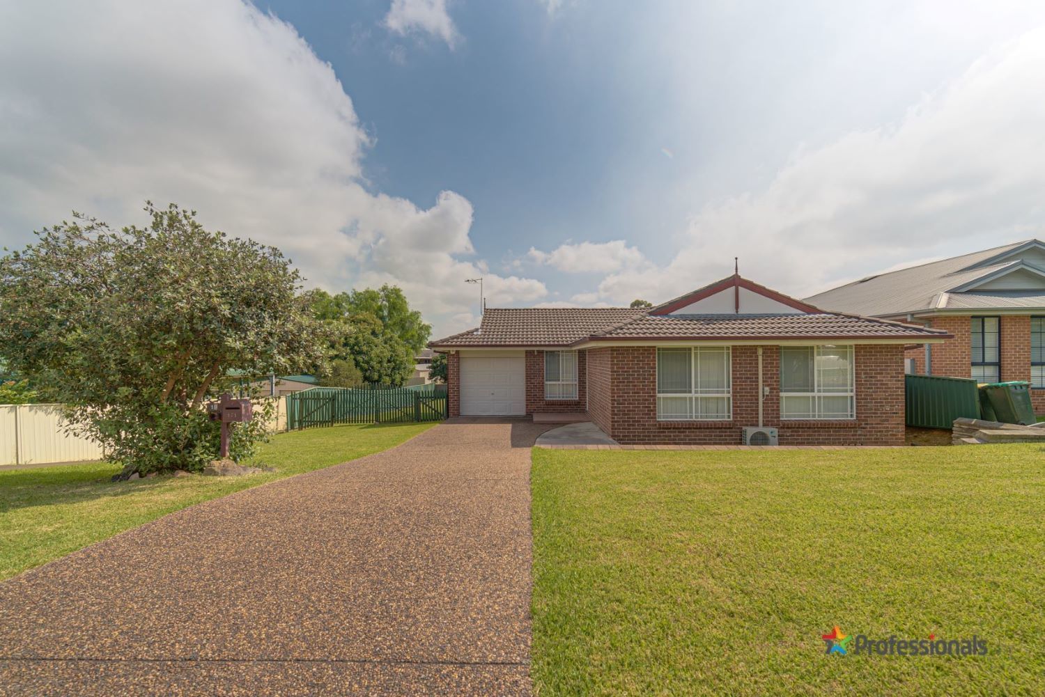 19 Burgundy Street, Muswellbrook NSW 2333, Image 0