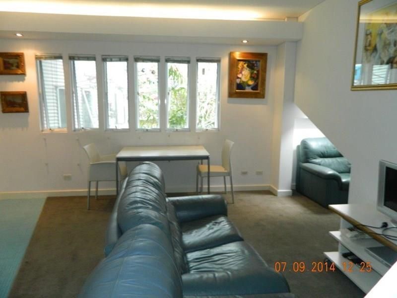 1 bedrooms Studio in 6/11 Ruth Street NORTHBRIDGE WA, 6003