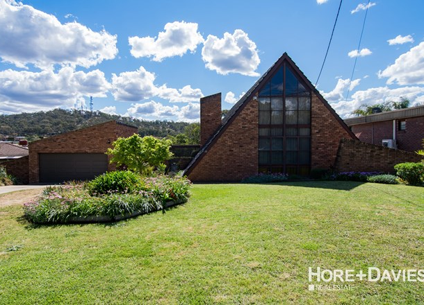 12 Macintosh Place, Kooringal NSW 2650