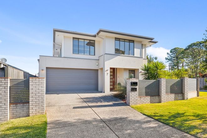 Picture of 7 Rookery Crescent, BRIDGEMAN DOWNS QLD 4035