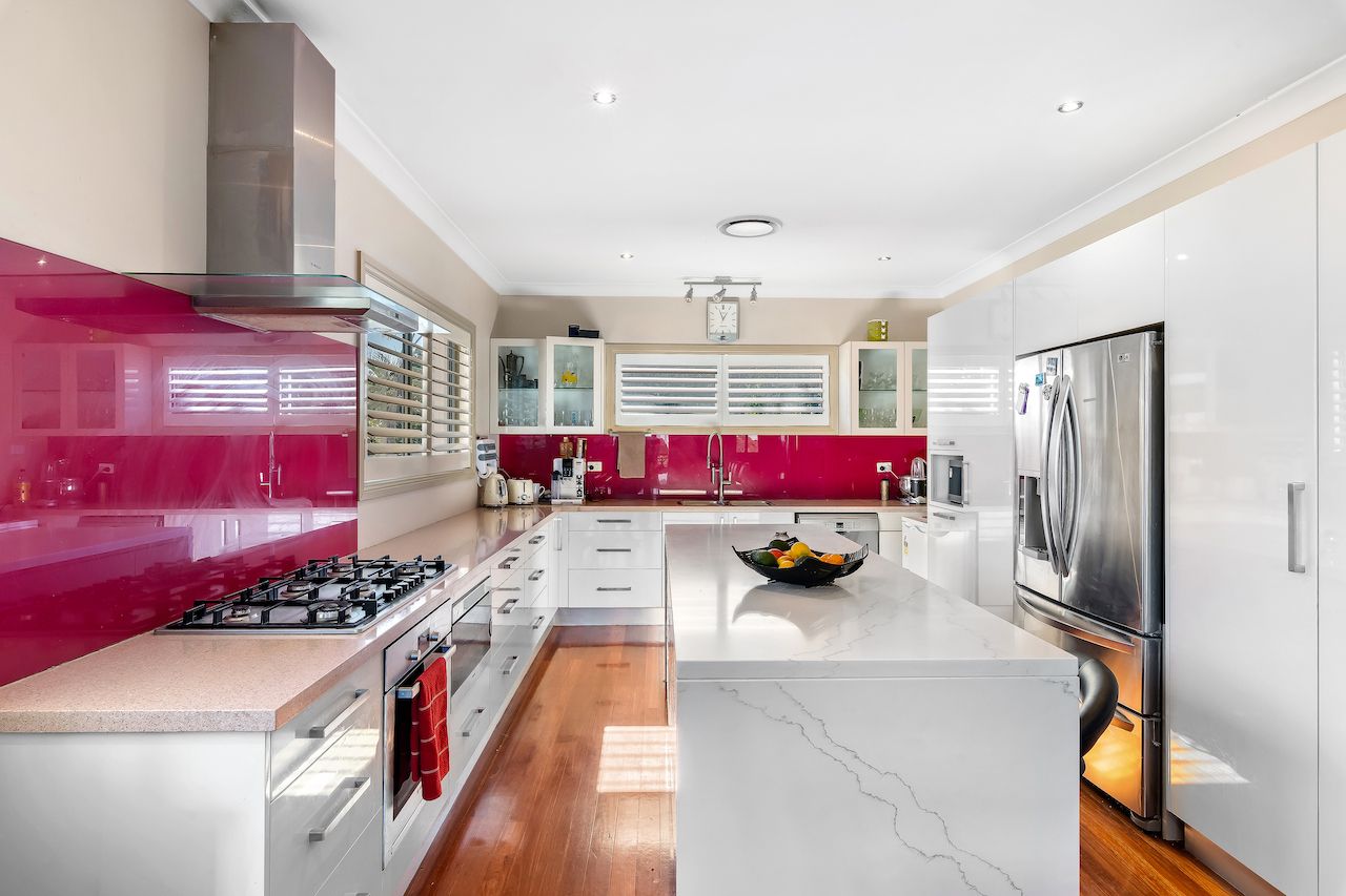 4 bedrooms House in 17 Paul Court BAULKHAM HILLS NSW, 2153