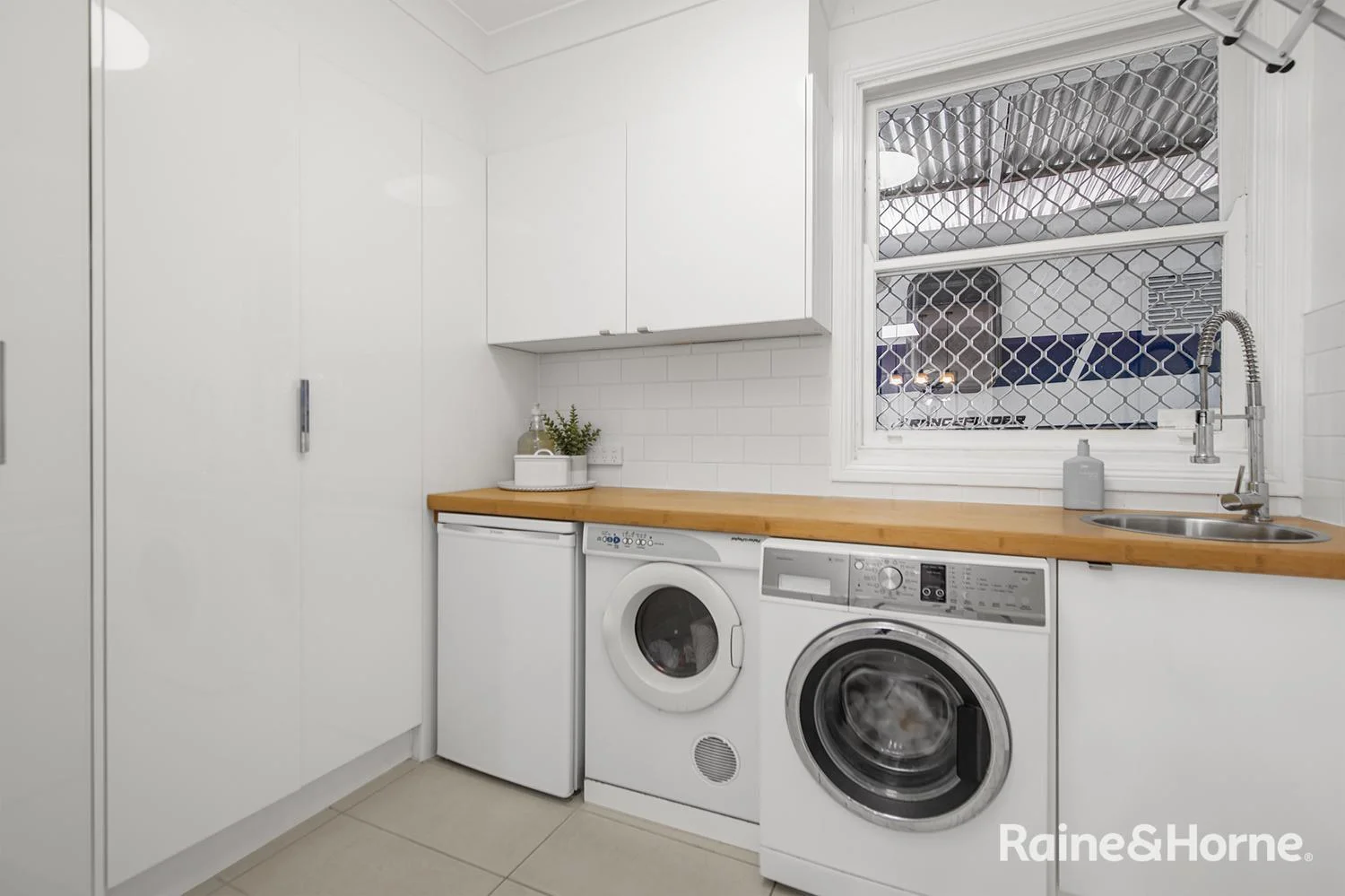 Additional image 20 of 26 Hitchcock Avenue, Belmont NSW 2280