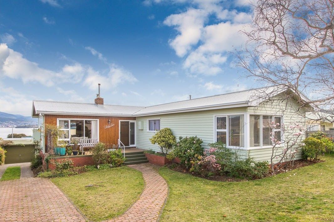 3 bedrooms House in 32 Hymettus Street HOWRAH TAS, 7018