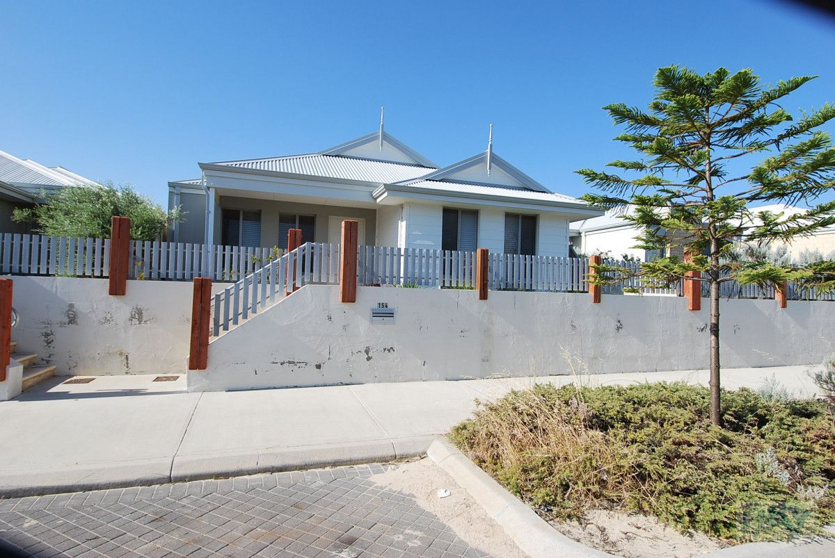3 bedrooms House in 154 Shorehaven Boulevard ALKIMOS WA, 6038