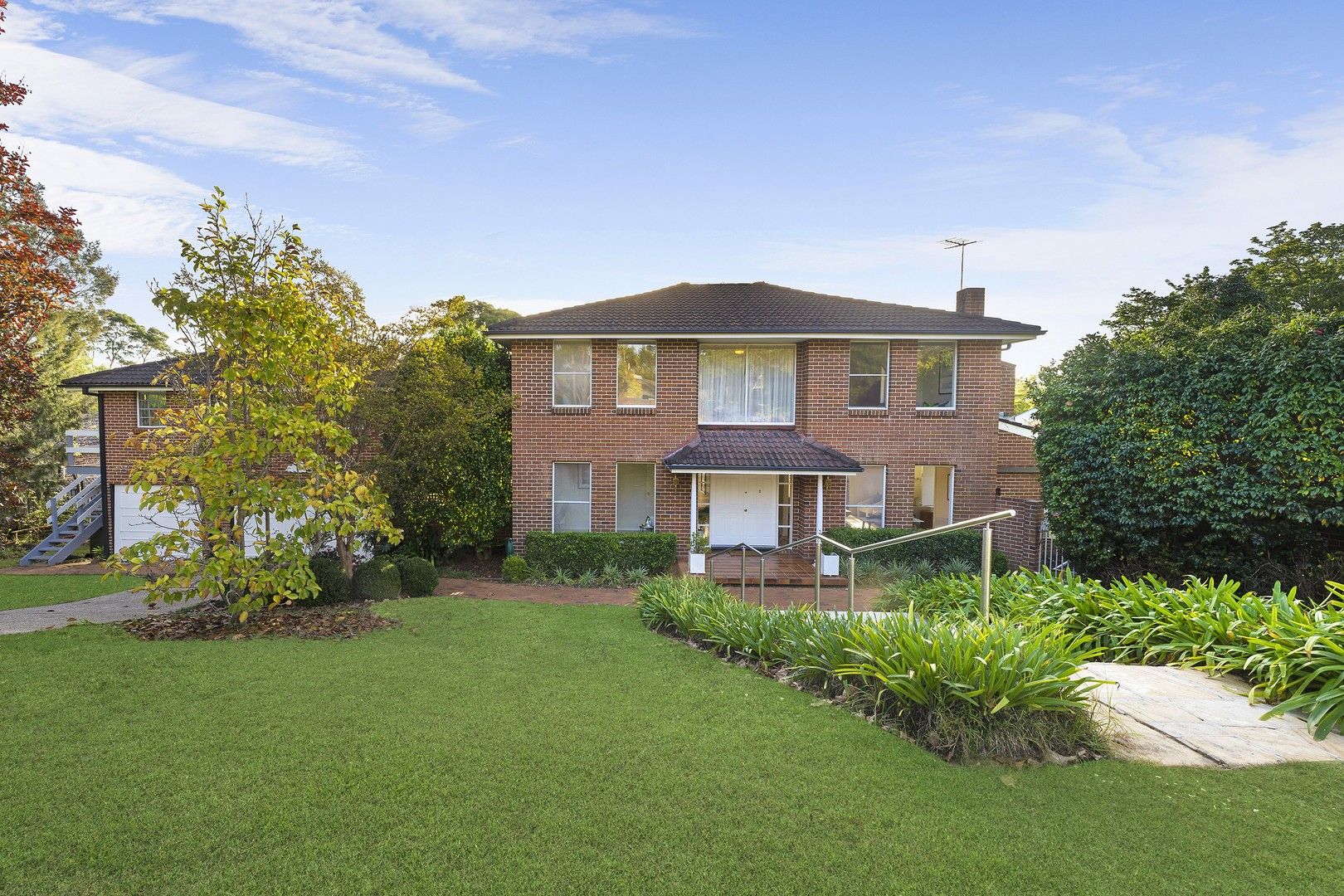 5 bedrooms House in 9 Greenhill Crescent ST IVES NSW, 2075