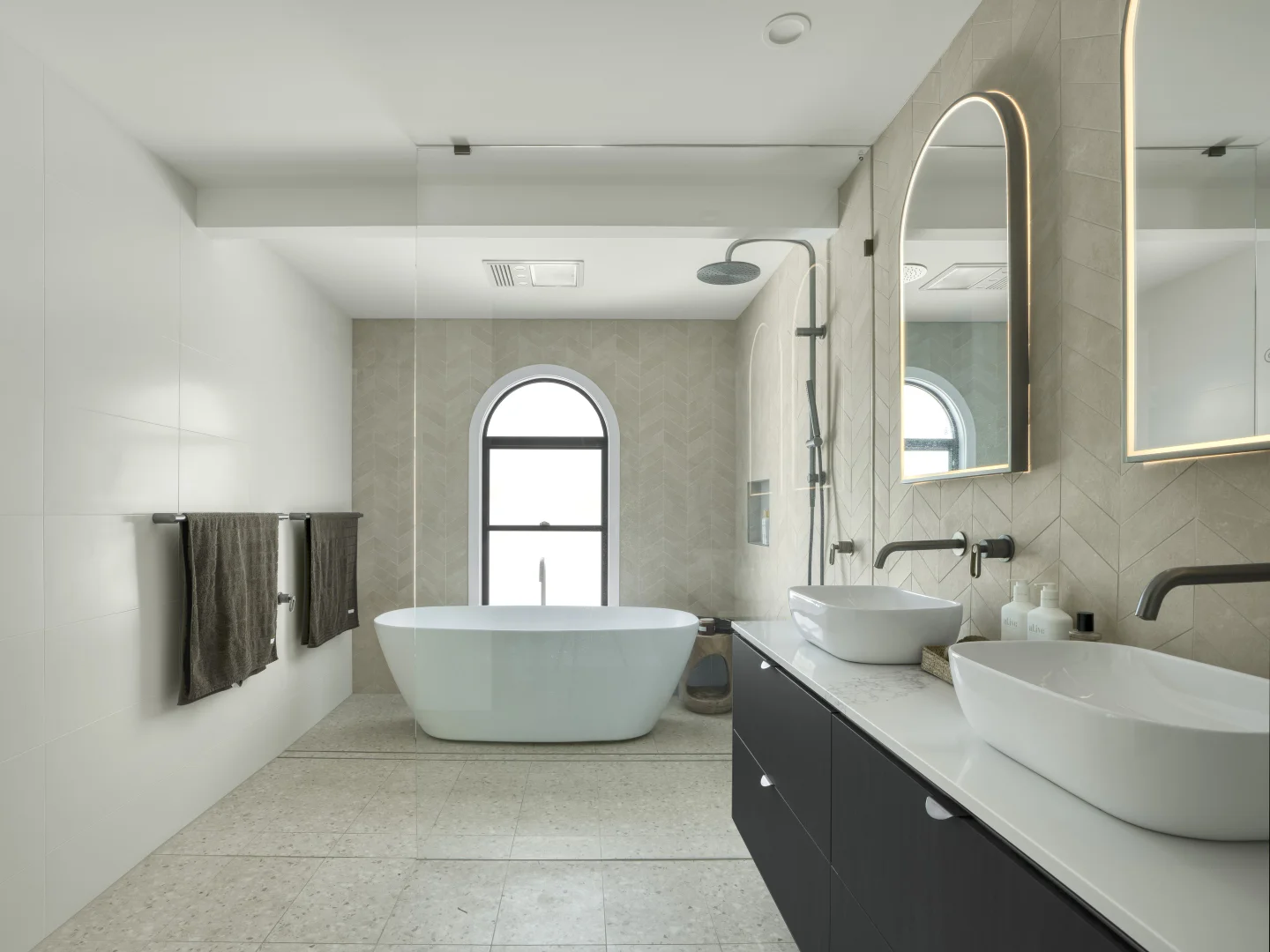 Additional image 19 of 24 Gibraltar Drive, Isle Of Capri QLD 4217