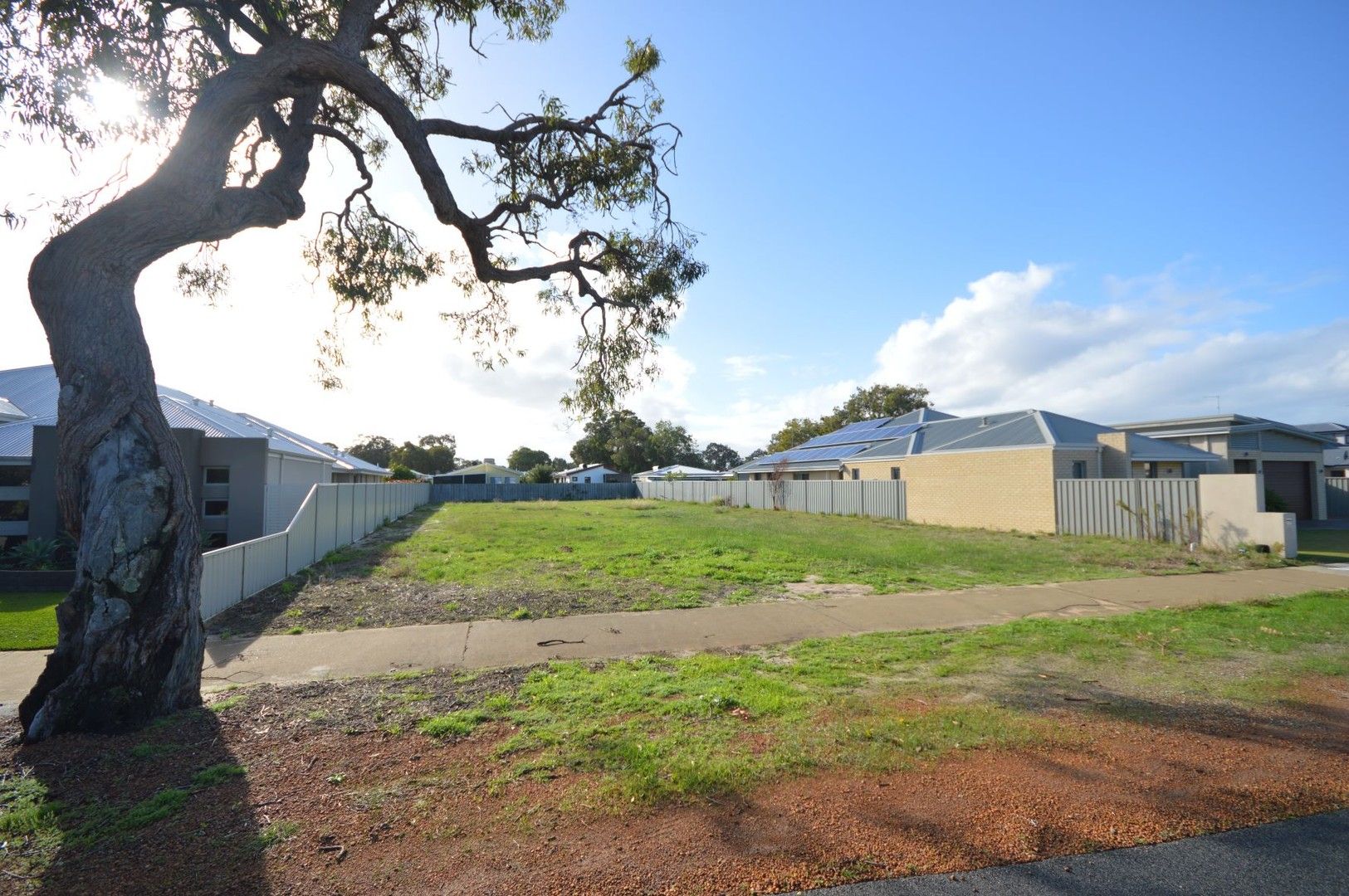 Vacant land in 66 Silverton Crescent, ERSKINE WA, 6210