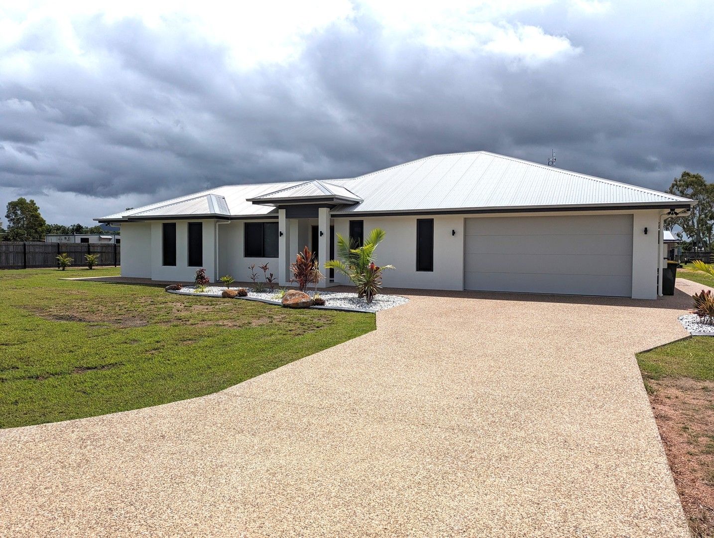 4 bedrooms House in  ALICE RIVER QLD, 4817