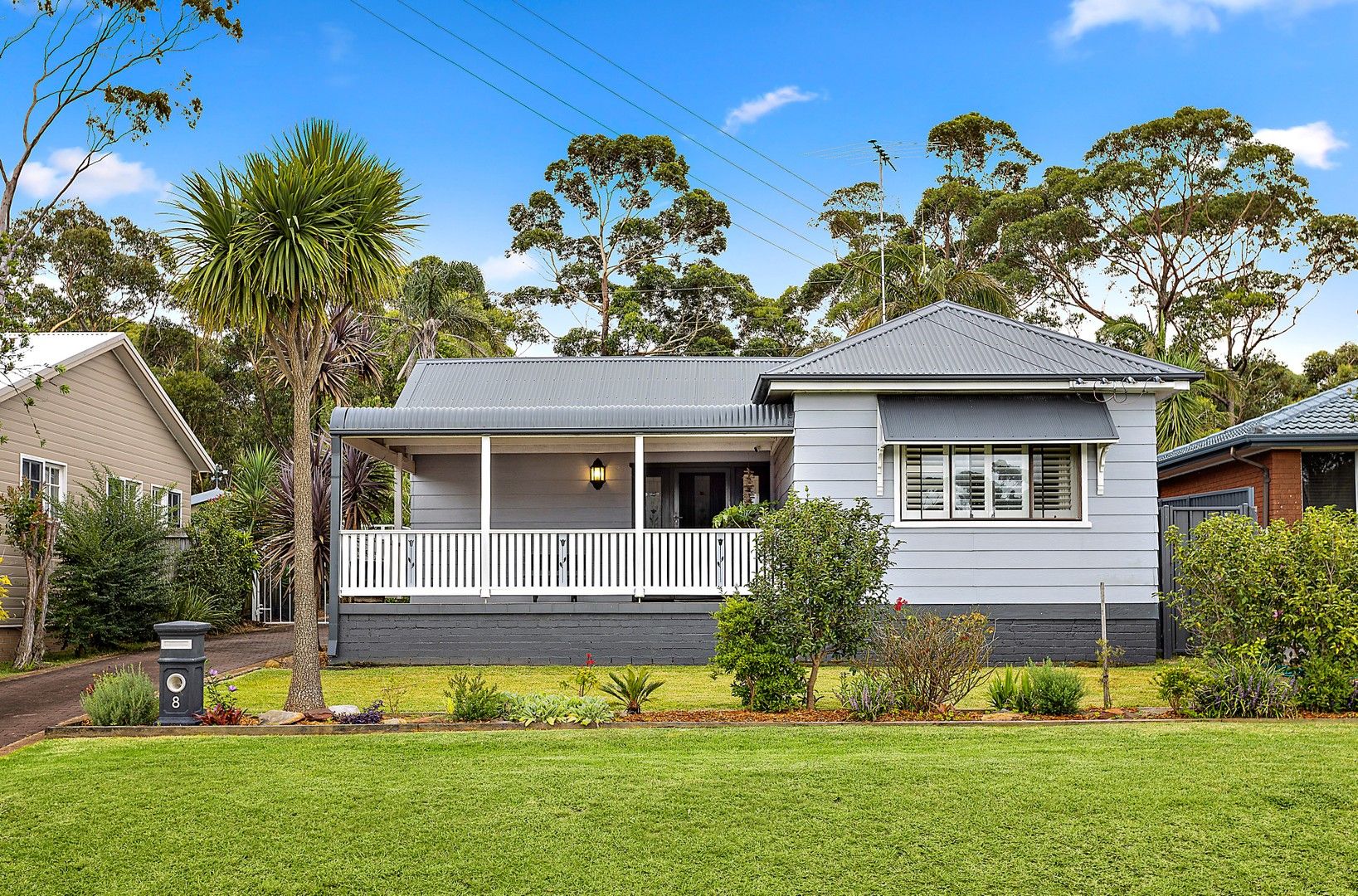 8 Annesley Avenue, Stanwell Tops NSW 2508, Image 0