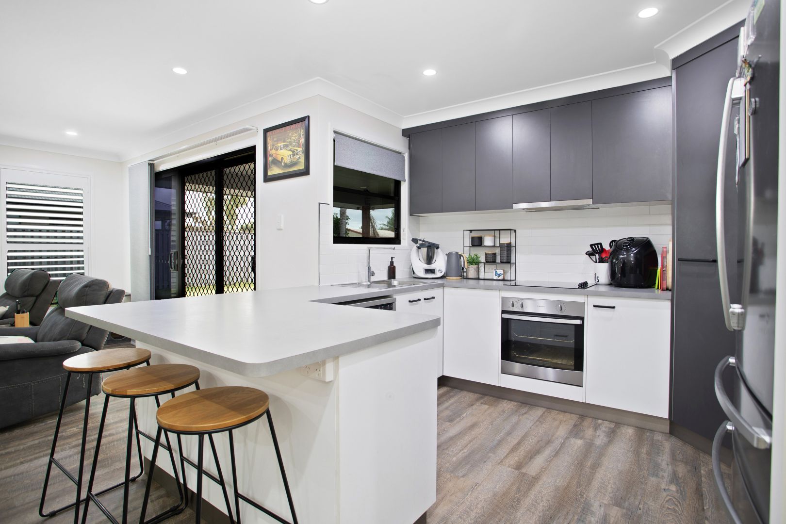 61 Whitefig Close, Andergrove QLD 4740, Image 2
