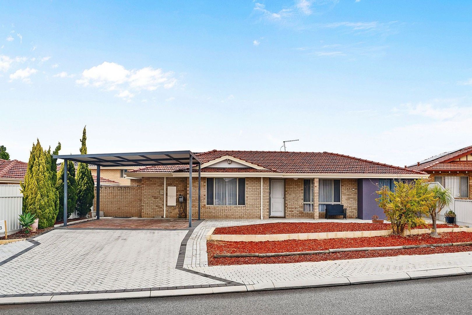 4 bedrooms House in 3 St Joseph Close STIRLING WA, 6021