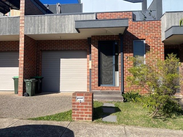 2 bedrooms House in 2B Tharratt Street THORNBURY VIC, 3071