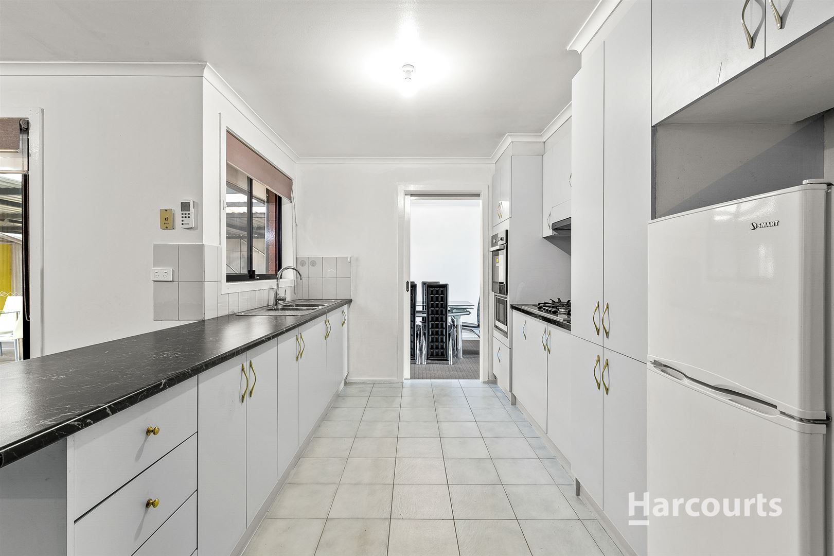 411 Taylors Road, Kings Park VIC 3021, Image 2