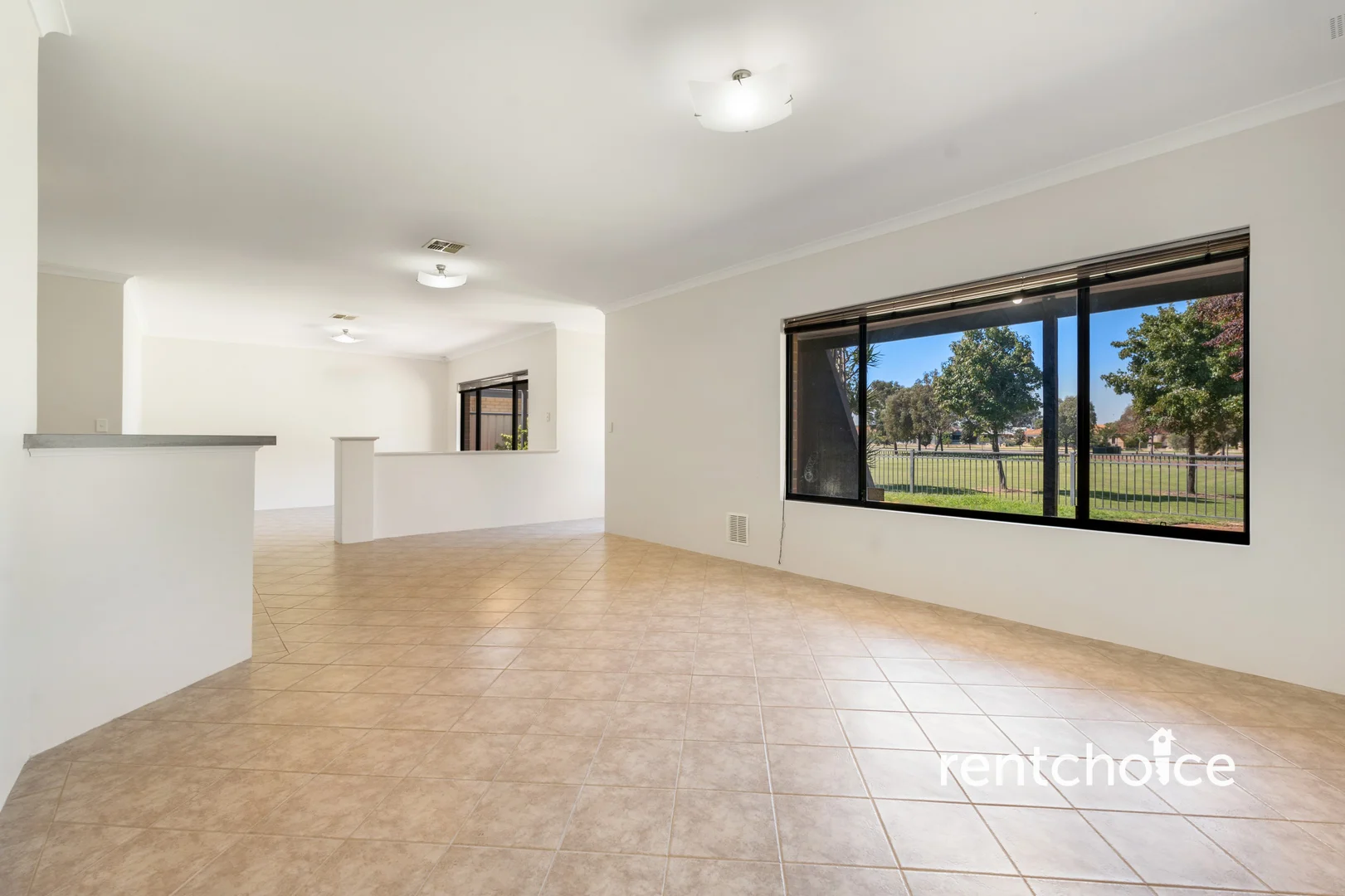 9 Brock Lane, Success WA 6164
