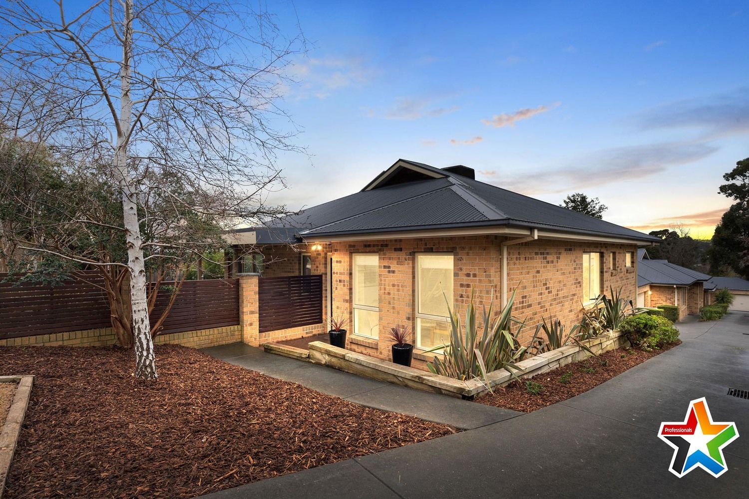 1/6 Humber Road, Croydon North VIC 3136, Image 1