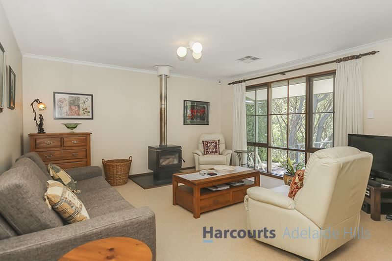 25 Walker Avenue, Heathfield SA 5153, Image 2