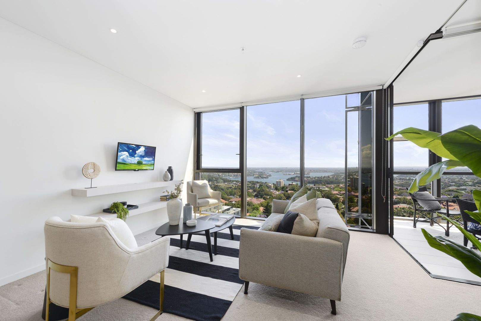 702/211 Pacific Highway, North Sydney NSW 2060 Apartment For Rent