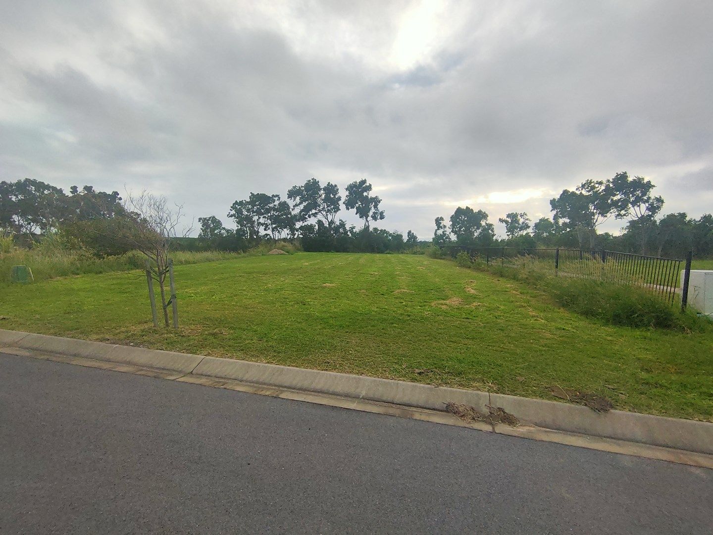 Vacant land in 255 Moreton Drive, RURAL VIEW QLD, 4740