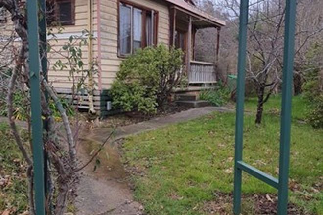 Picture of 37 Isaacs Ave, YACKANDANDAH VIC 3749