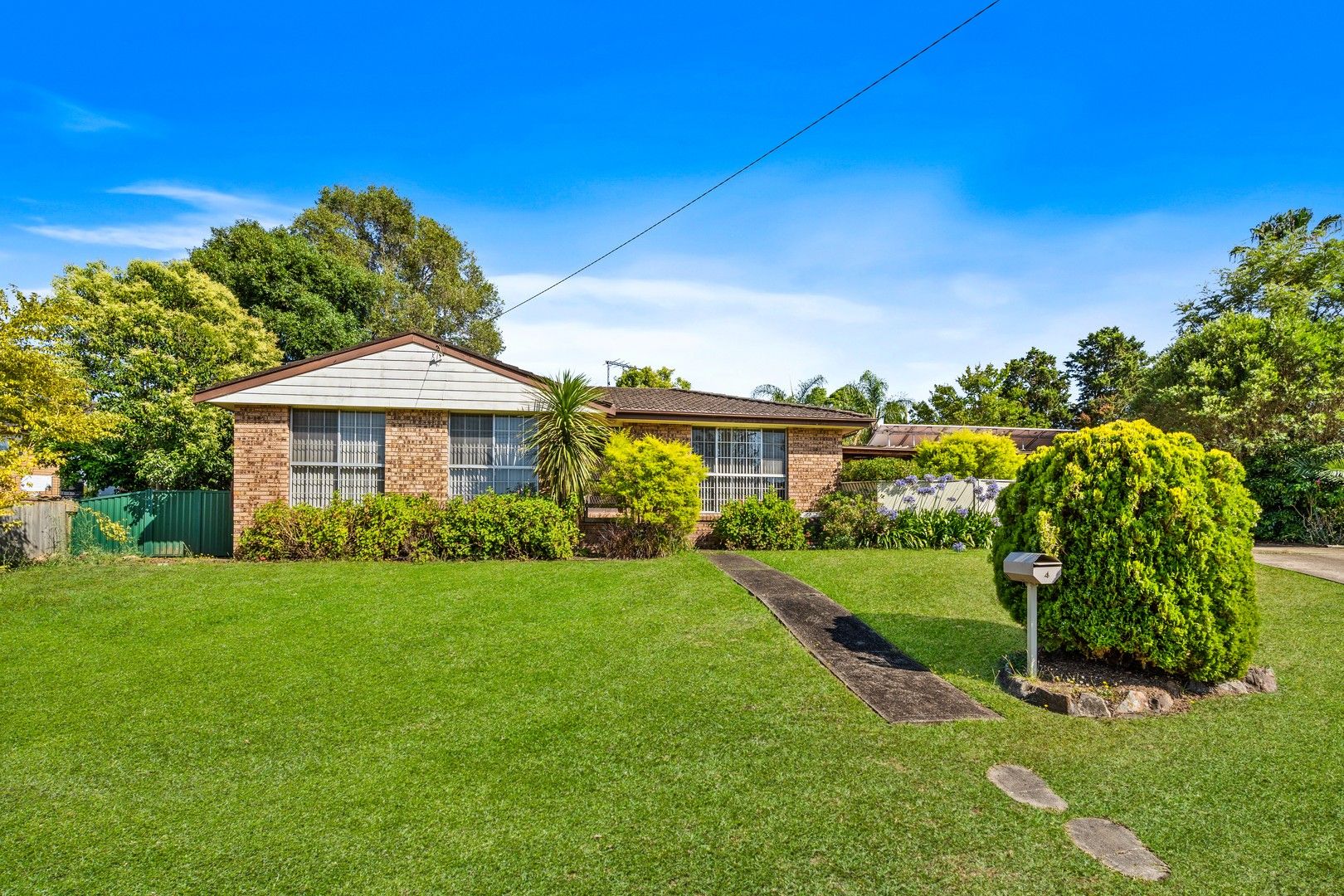 4 Clinton Drive, Narellan NSW 2567, Image 0