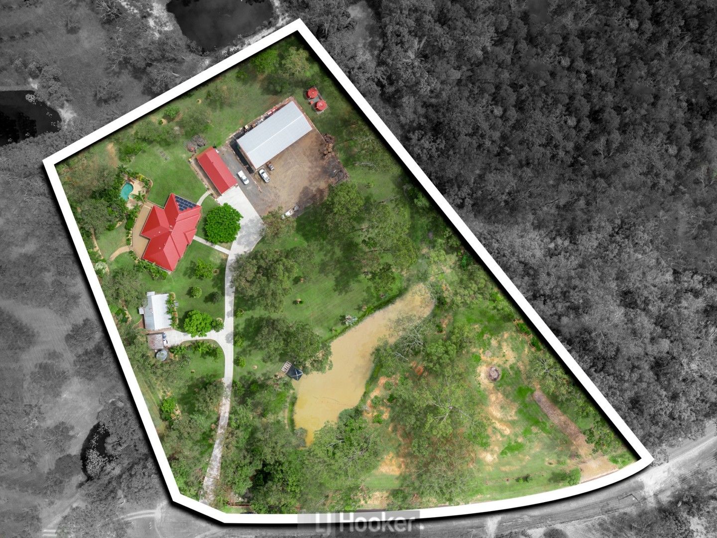 6 bedrooms House in 31-47 Woodfall Road GREENBANK QLD, 4124