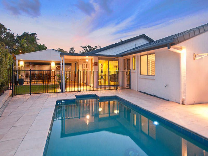 3 bedrooms House in 20 Northbrook Street SINNAMON PARK QLD, 4073