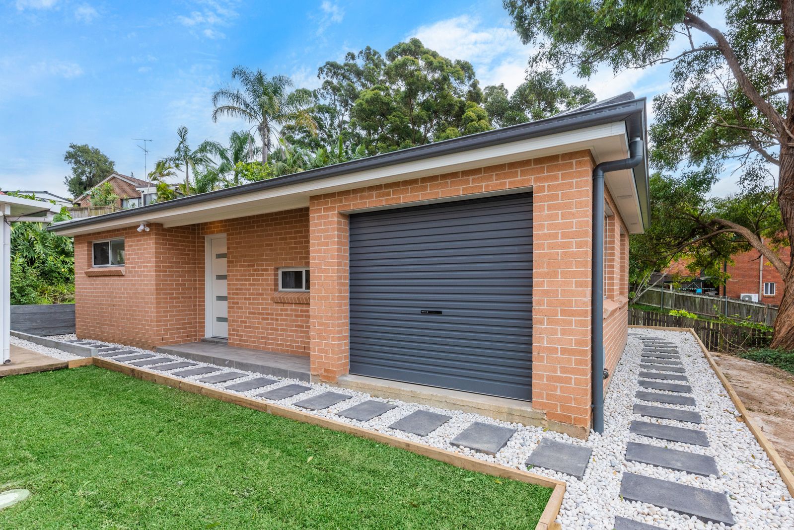 2 bedrooms House in 70A Crestwood Drive BAULKHAM HILLS NSW, 2153