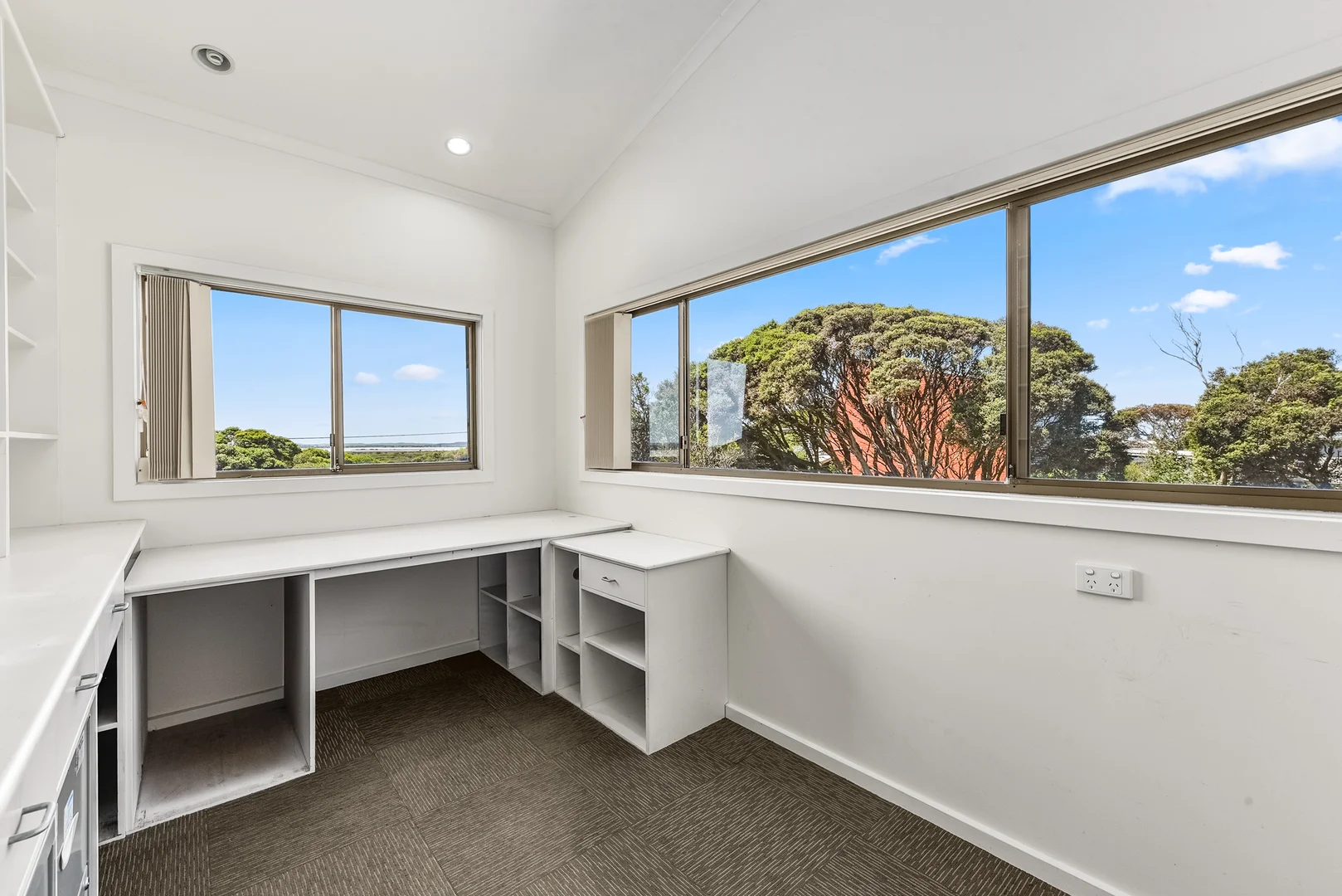 Additional image 13 of 11-13 Railway Terrace North, Beachport SA 5280