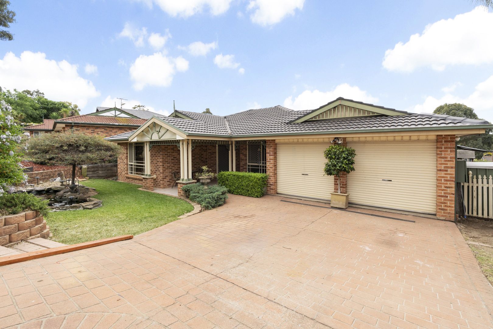 18 Smith Place, Mount Annan NSW 2567