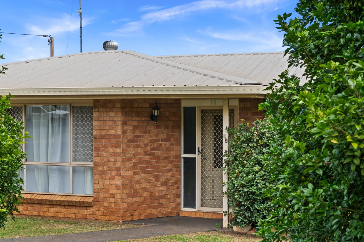 Additional image 2 of 11 Kurrajong Street, Newtown QLD 4350