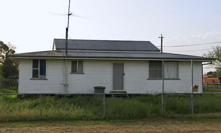 3 bedrooms House in 4 Middle Street OAKEY QLD, 4401