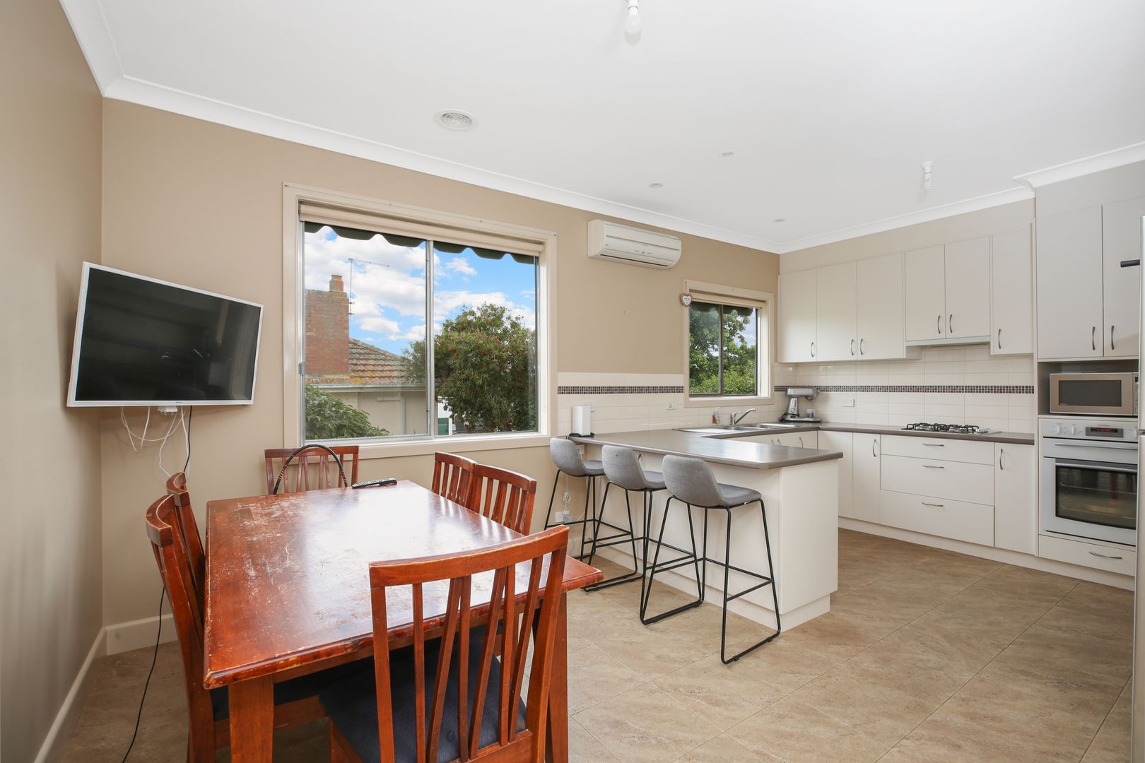 20 Barkly Street, Camperdown VIC 3260, Image 2