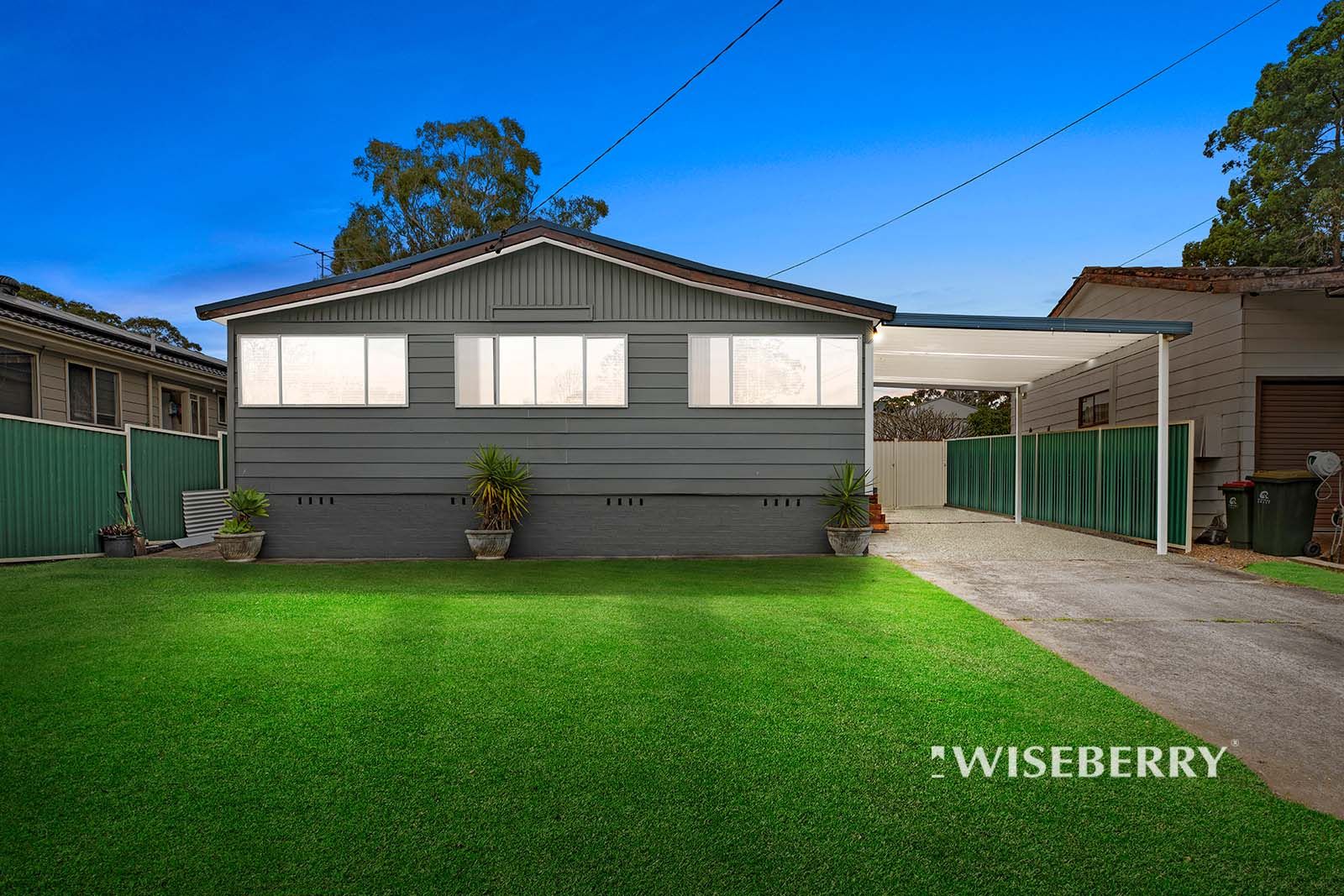 23 Campbell Parade, Mannering Park NSW 2259, Image 1