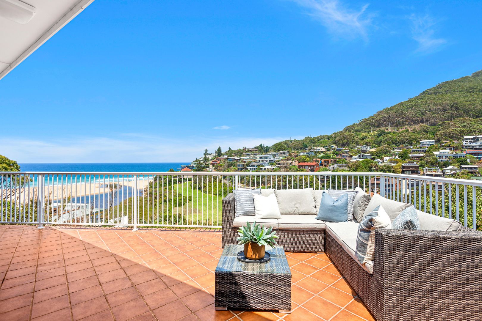 10-12 Beach Road, Stanwell Park NSW 2508