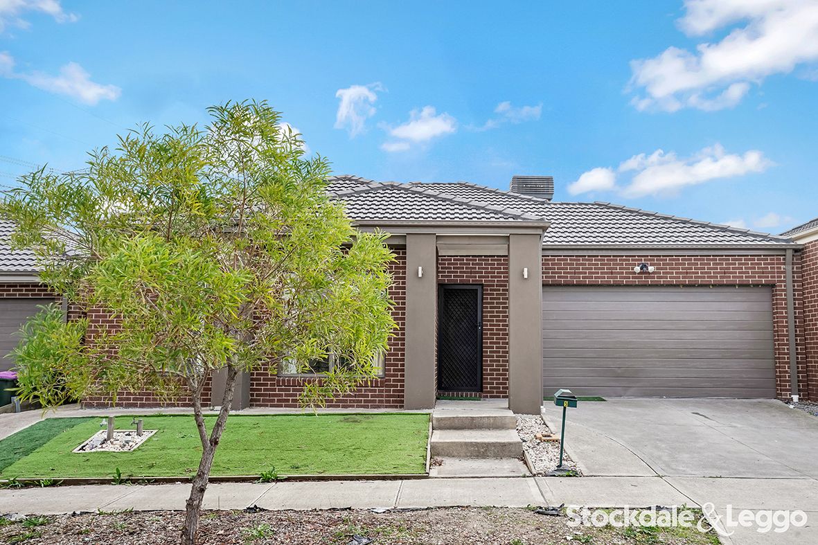 4 bedrooms House in 5 Wrexham Road WOLLERT VIC, 3750