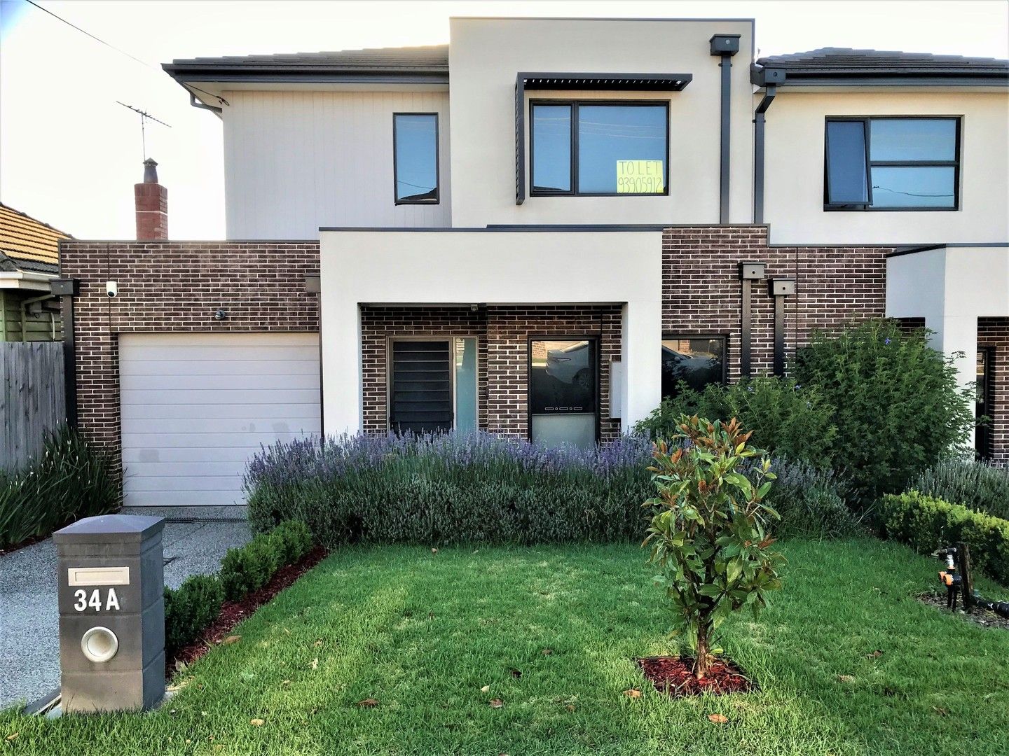 3 bedrooms Townhouse in 34A Moushall Avenue NIDDRIE VIC, 3042