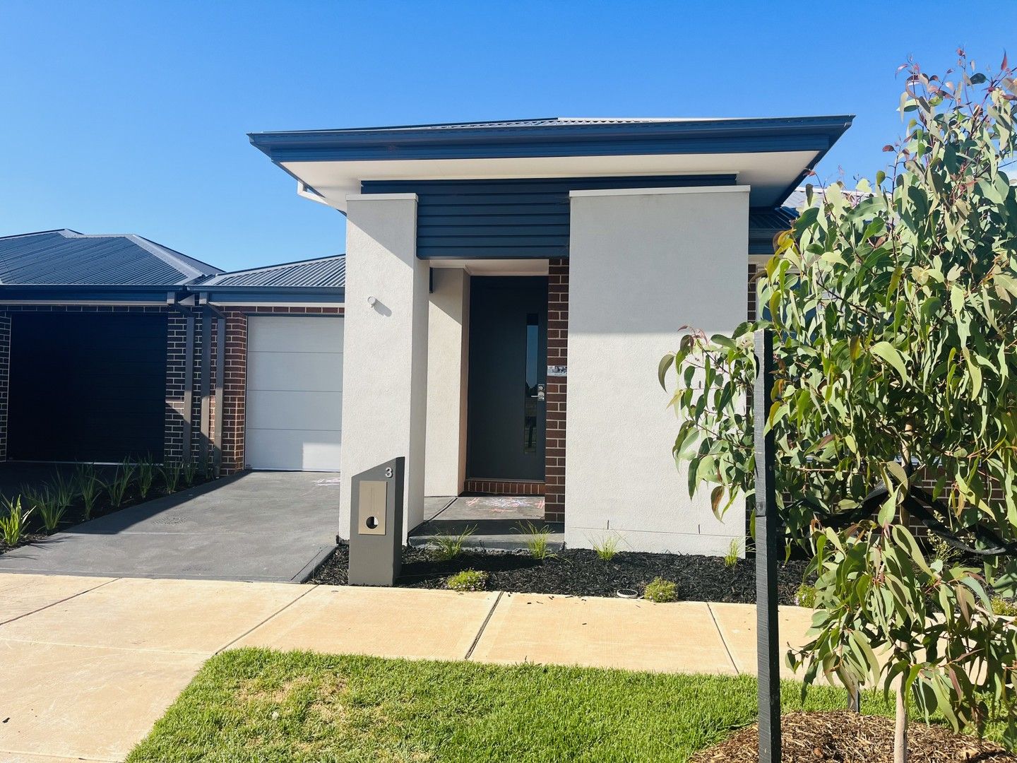 3 bedrooms House in 3 Welham Close BONNIE BROOK VIC, 3335