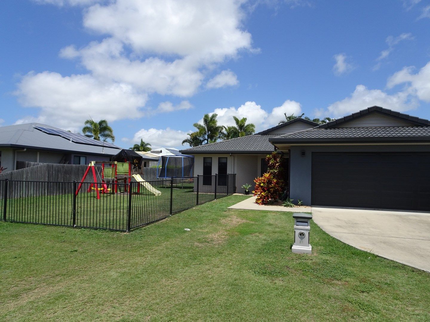 21 Turnbuckle Street, Bucasia QLD 4750, Image 0