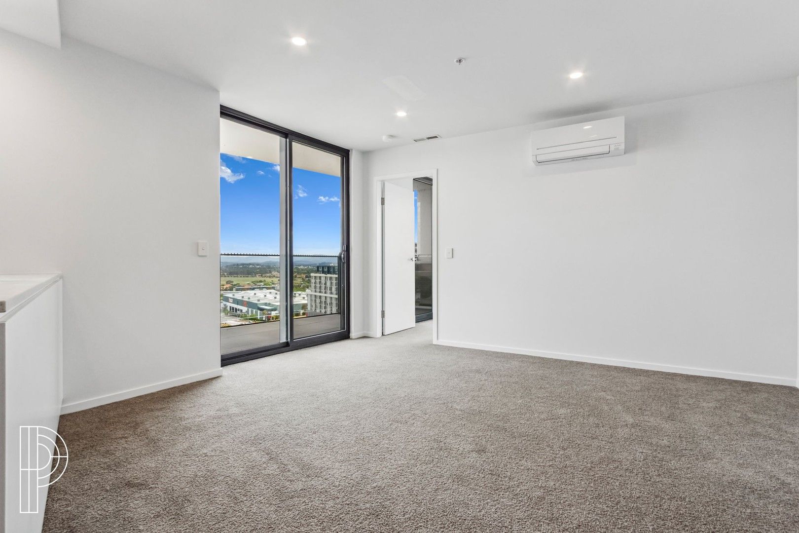 2 bedrooms Apartment / Unit / Flat in 1302/90 Swain Street GUNGAHLIN ACT, 2912