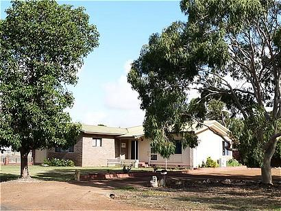 22 Bond Street, Katanning WA 6317