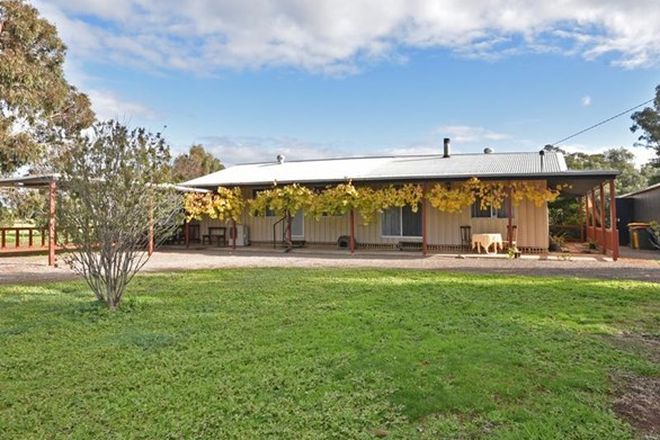 Picture of 112 Playfair Street, EDDINGTON VIC 3472